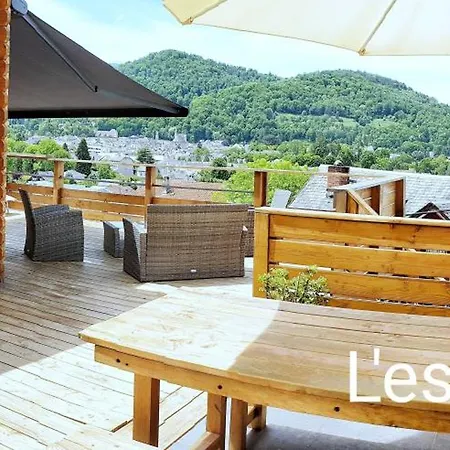 Le Jacuzzi Et Detente 4 Etoiles * 바네르드비고르