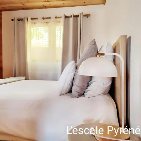 Le Jacuzzi Et Detente 4 Etoiles 아파트