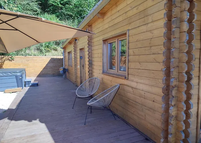 Le Jacuzzi Et Détente 4 étoiles *